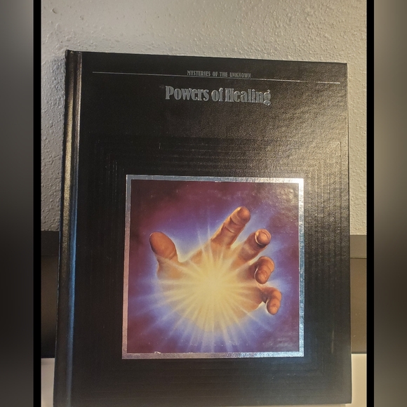 Time-life book Other - Mysteries of the Unknown: Powers of Healing Book 1989 , Vintage black hard coveo